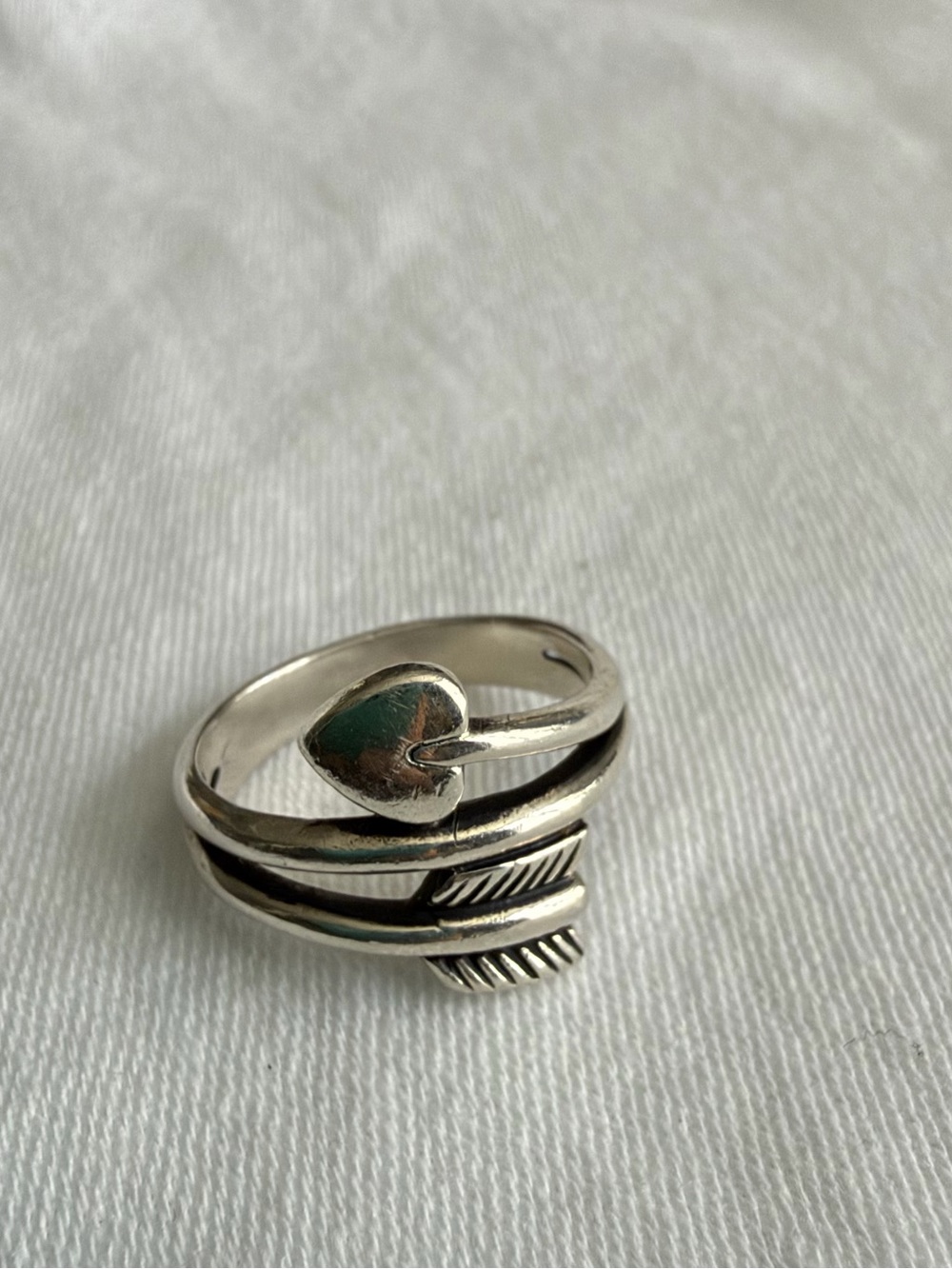 James Avery Retired Sterling Silver Arrow Heart Ring